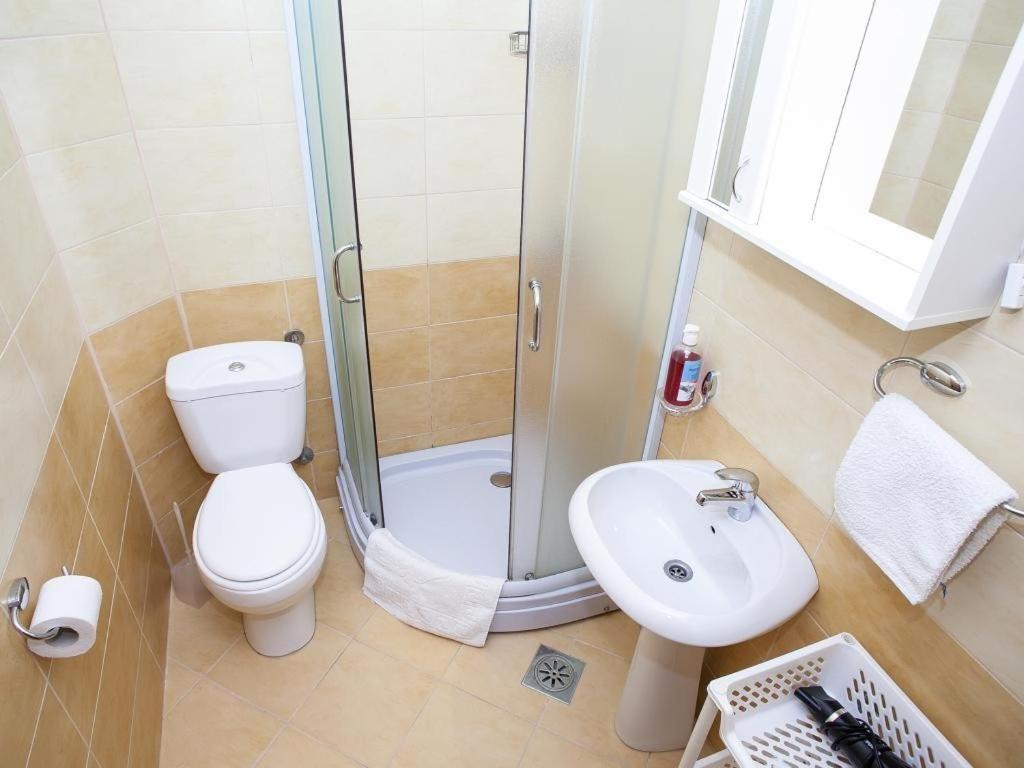 Daria Apartments Kotor Phòng bức ảnh