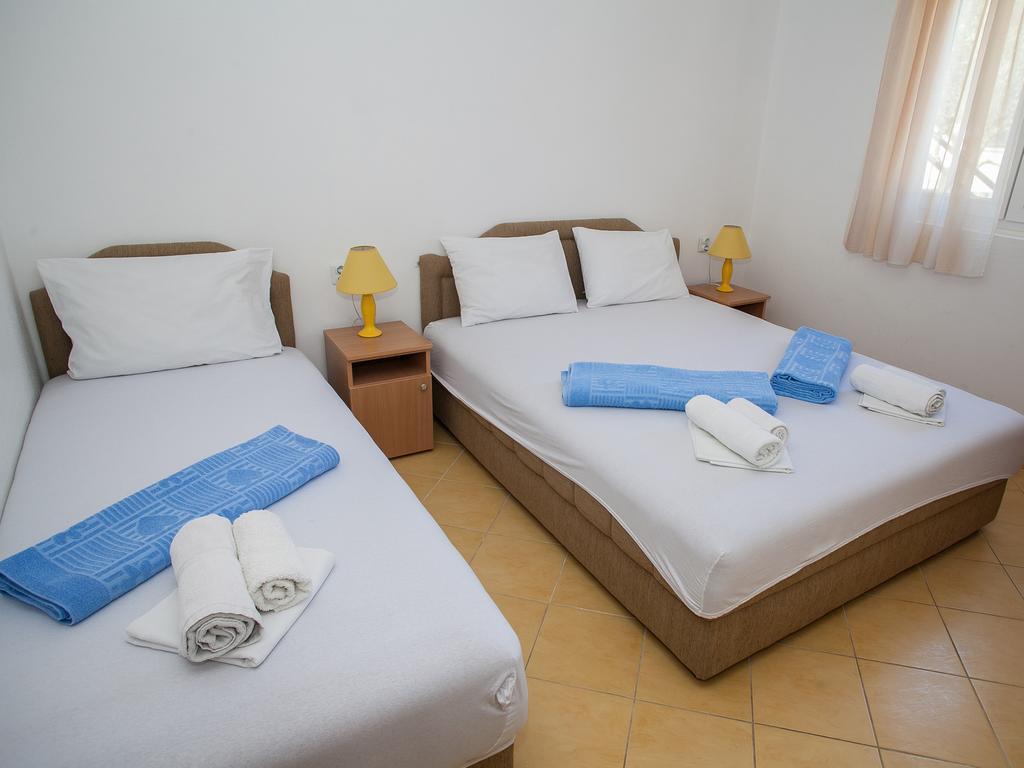 Daria Apartments Kotor Phòng bức ảnh